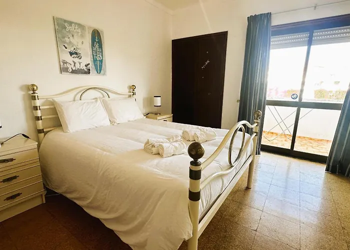 Charles House - Baleal * 费雷尔